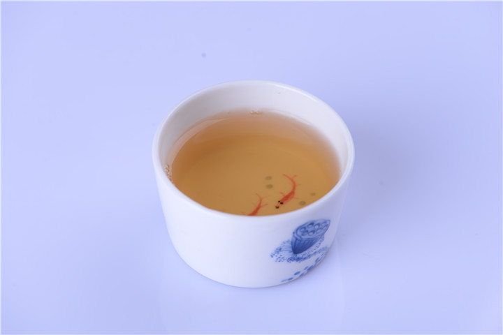 黑茶使用100°C開水沖泡原因，沖出它的“茶性”