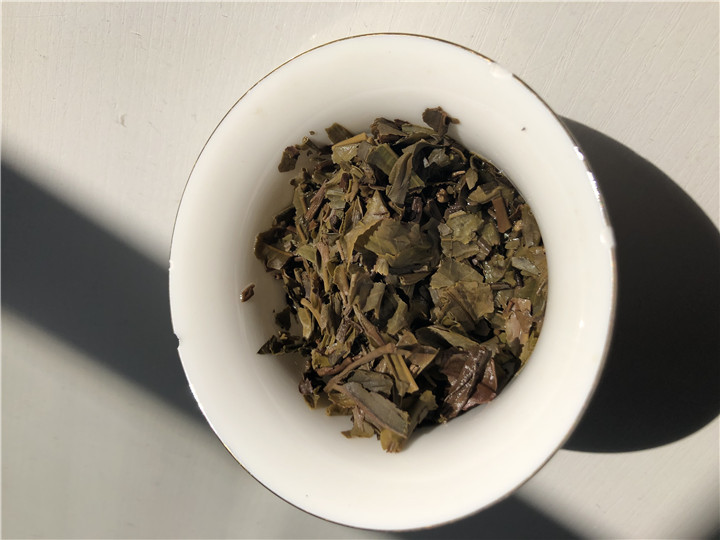 您第一次喝老黑茶的感受是"有味"還是"霉味"？