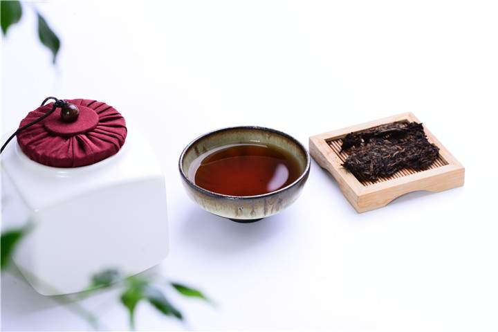 冬季煮黑茶，別小瞧了茶梗!