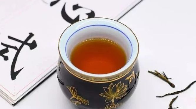 關(guān)于茶文化：喝茶真的能刮油？