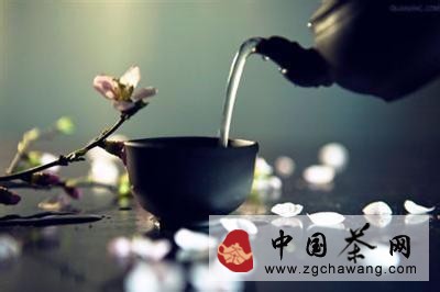 好 茶 的 男 人 不 壞