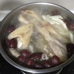 花膠煲雞湯