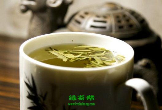 【茶知識(shí)】適合夏天喝的茶有哪些？夏天喝茶的禁忌