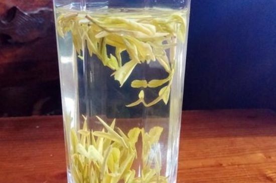 黃金葉茶葉多少錢(qián)一斤，黃金葉茶一斤900元貴不貴？