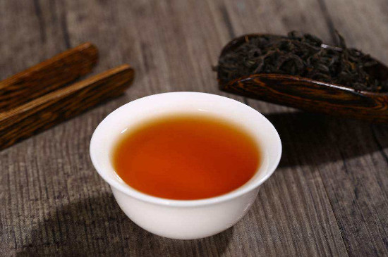 冬天一般喝什么茶比較好，紅茶可暖胃/普洱茶可促消化