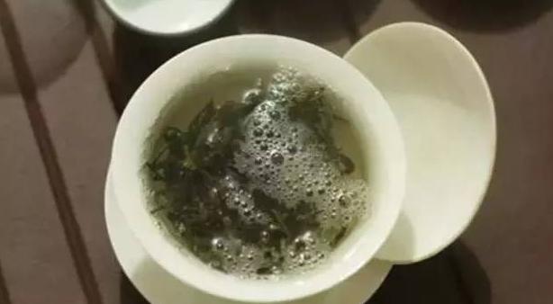 茶湯起泡沫與茶的品質(zhì)、農(nóng)殘有沒有關(guān)系？