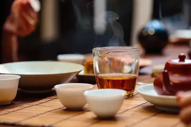 如何優(yōu)雅地沖泡一杯紅茶？