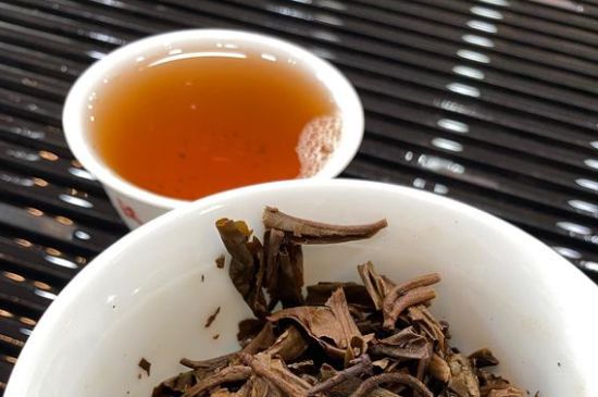 云南十大古樹茶產(chǎn)地_云南古樹普洱茶十大名牌