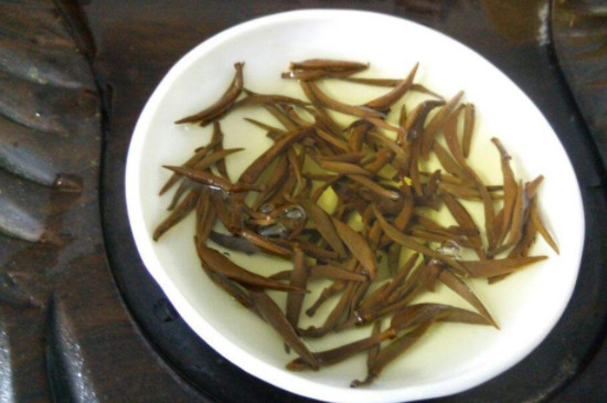 梅占屬于紅茶還是綠茶_梅占是屬于什么茶？