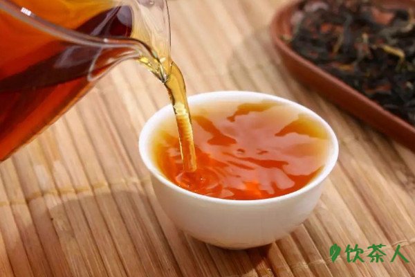 紅茶適合什么季節(jié)喝_喝紅茶有什么好處？