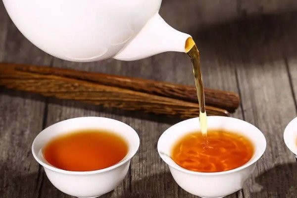 泡紅茶的水溫_用多少度的水溫沖泡紅茶比較好