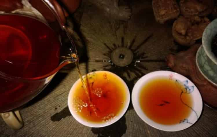 普洱熟茶的泡法，開水泡茶（棄第一、二道茶/喝第三道茶）