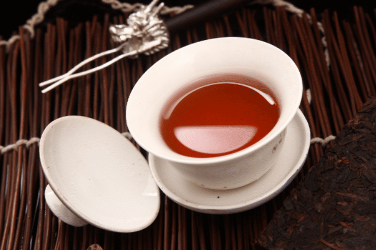 秋冬季喝什么茶比較好：秋喝烏龍冬飲紅茶(喝些清肺去火茶)