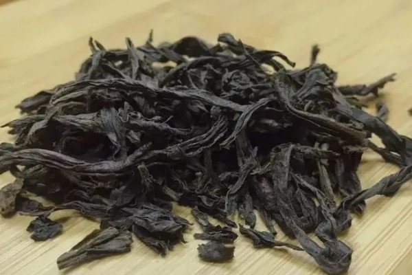 鴨屎香茶適合什么人喝_喝鴨屎香的好處