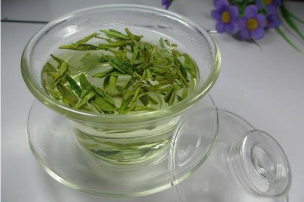 龍井是哪里產(chǎn)的茶（附龍井茶的品類和功效作用）