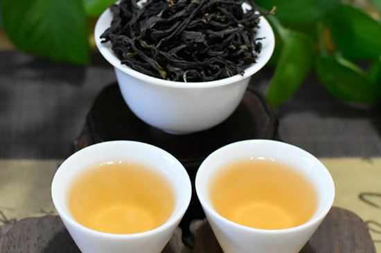 喝鳳凰單叢茶為什么比較傷胃（具有一定寒性（對胃產(chǎn)生刺激作用）